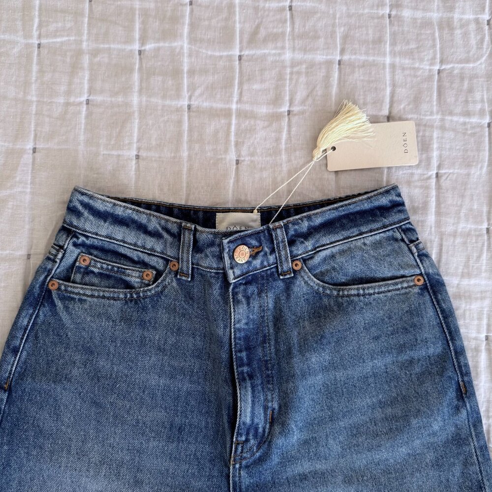 Tatum Jeans in 'Eze Medium Blue Wash'